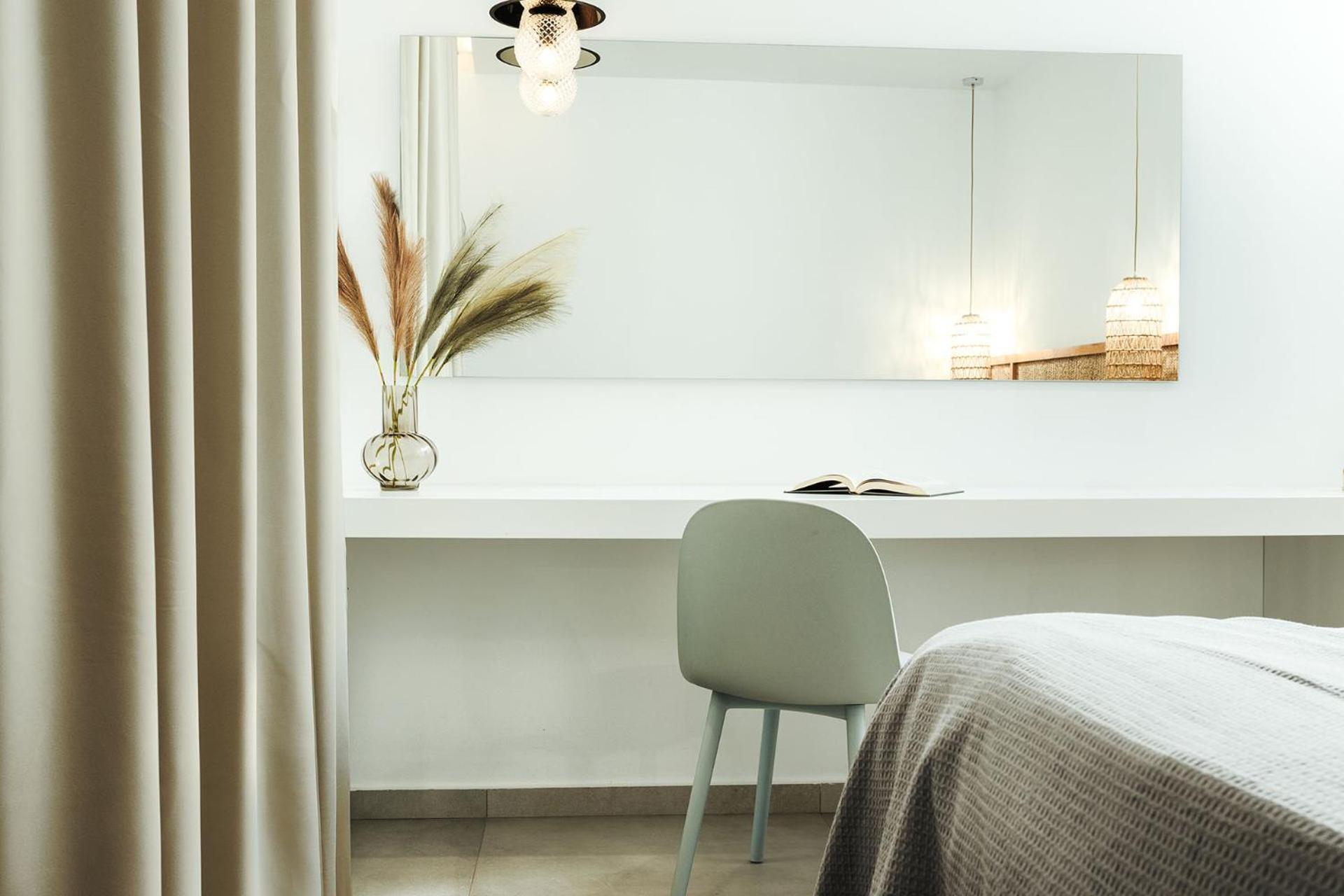 Myzith Luxury Suites Keri Екстер'єр фото