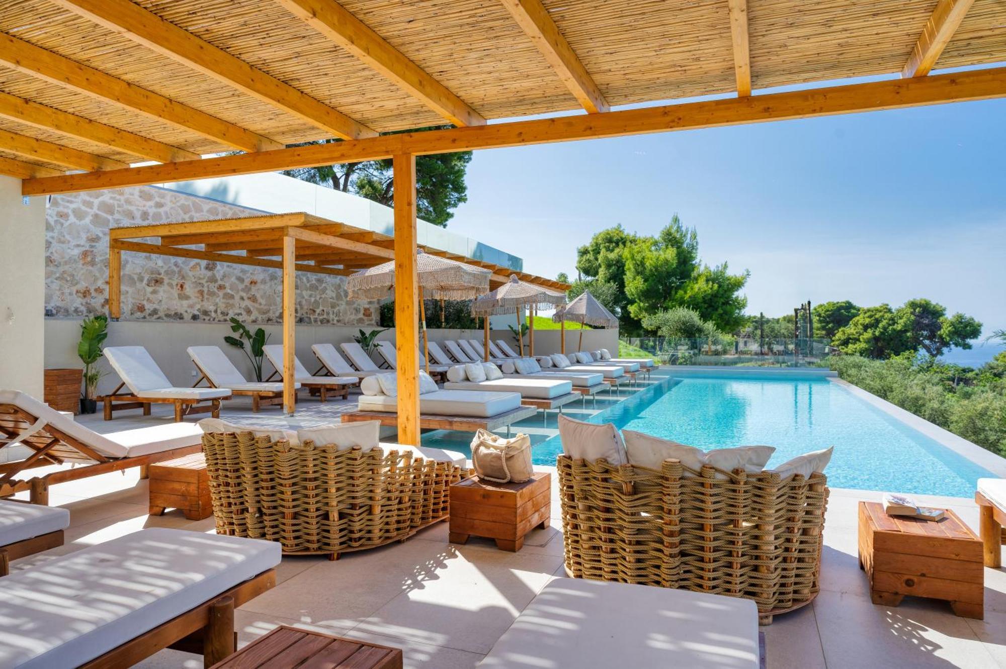 Myzith Luxury Suites Keri Екстер'єр фото