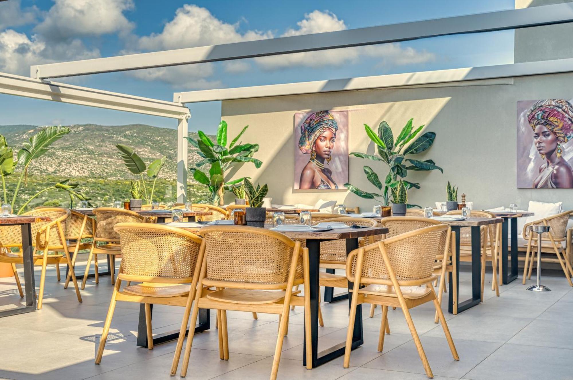 Myzith Luxury Suites Keri Екстер'єр фото