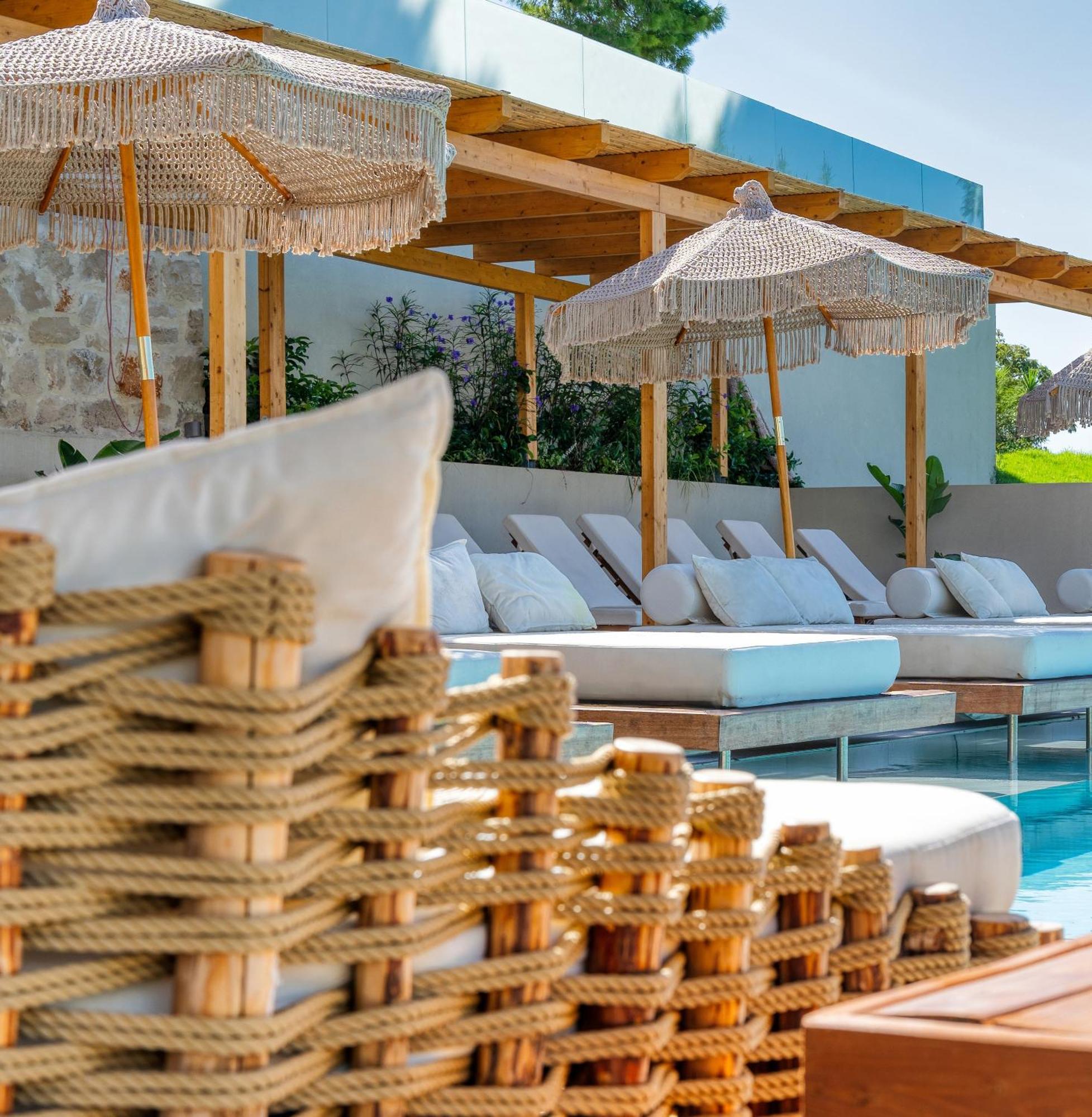 Myzith Luxury Suites Keri Екстер'єр фото