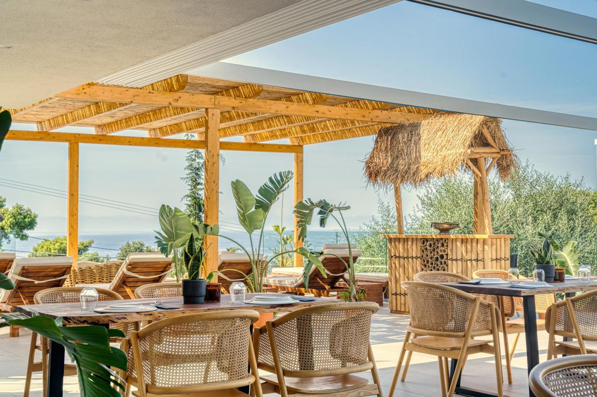Myzith Luxury Suites Keri Екстер'єр фото