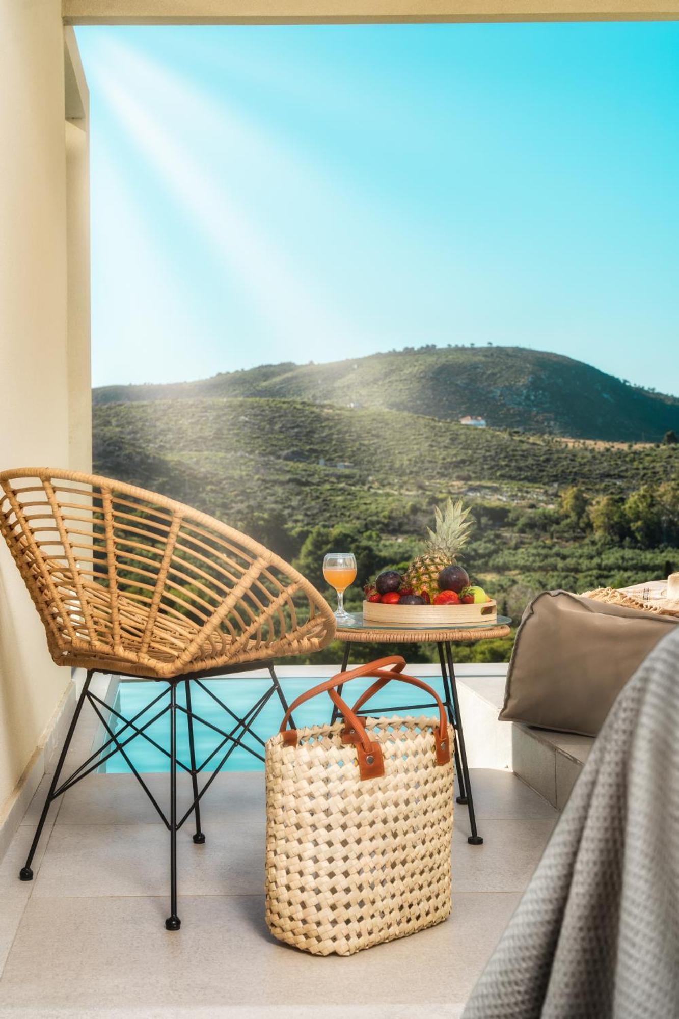 Myzith Luxury Suites Keri Номер фото